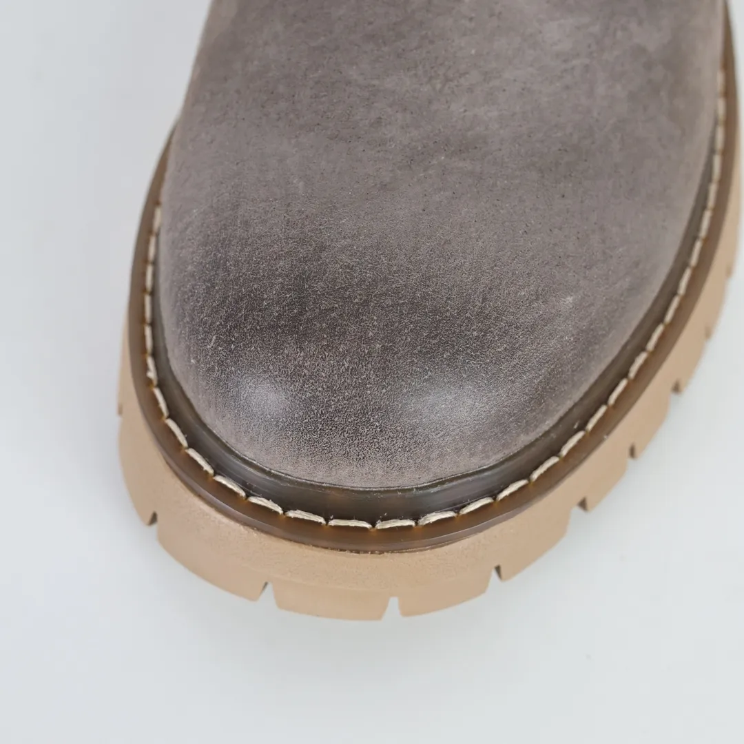Text price 💰620 Core recommendation Good price Timberland Timberland/Timberland Customized low-top work shoes TB10088 The fabric is made of frosted cowhide to give you a perfect wearing experience. The quality is exquisite and durable. A must-have for sportsmen. Specializes in not being handsome. High-quality and first-class foot feel. Size: 38 39 40 41 42 43 44 One size larger